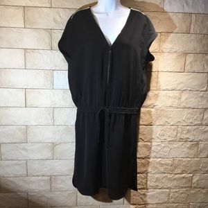 VINCE WOMEN DRESS